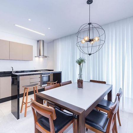 Porto Madero 303 - Apartamento No Centro De Bombinhas - Rooftop Com Piscina E Academia - A Poucos Metros Da Praia - エクステリア 写真