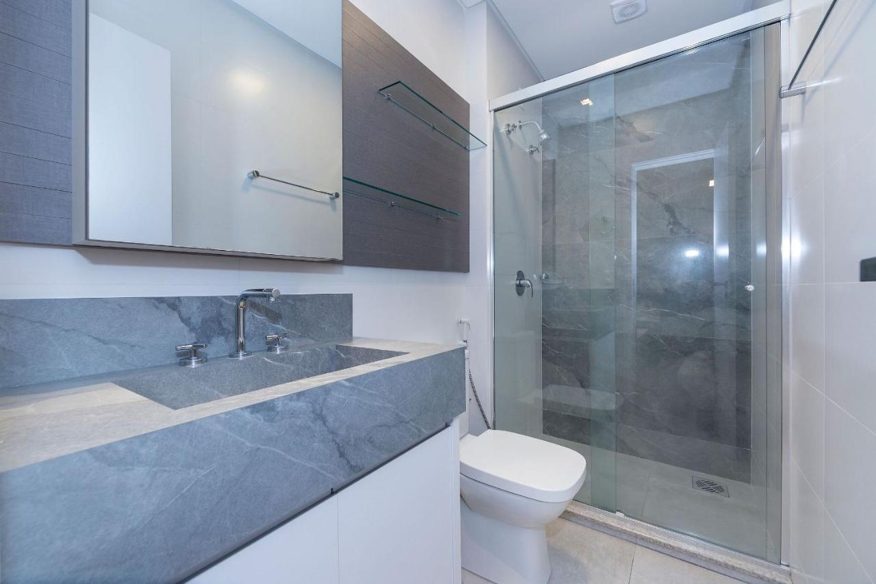 Porto Madero 303 - Apartamento No Centro De Bombinhas - Rooftop Com Piscina E Academia - A Poucos Metros Da Praia - エクステリア 写真
