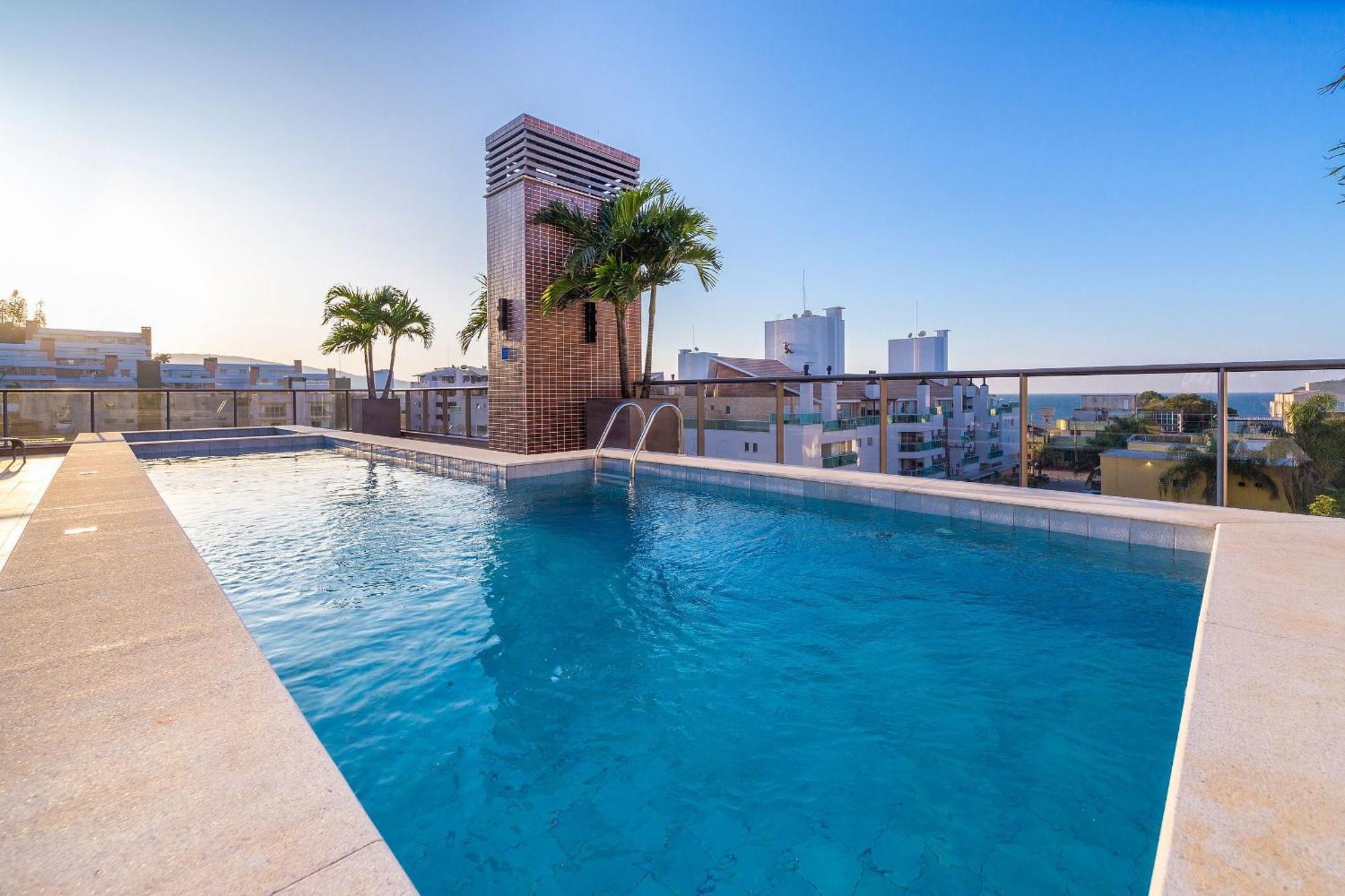 Porto Madero 303 - Apartamento No Centro De Bombinhas - Rooftop Com Piscina E Academia - A Poucos Metros Da Praia - エクステリア 写真